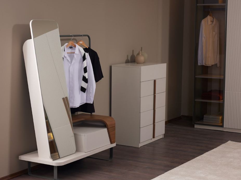 Тумбочка с вешалкой в спальню купить в Москве